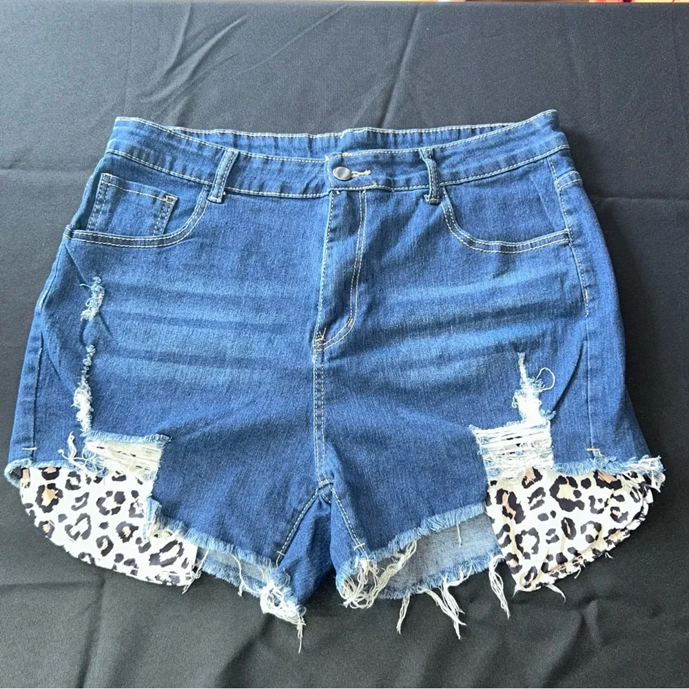 SHEIN Plus Leopard Print Ripped Frayed Size XL
